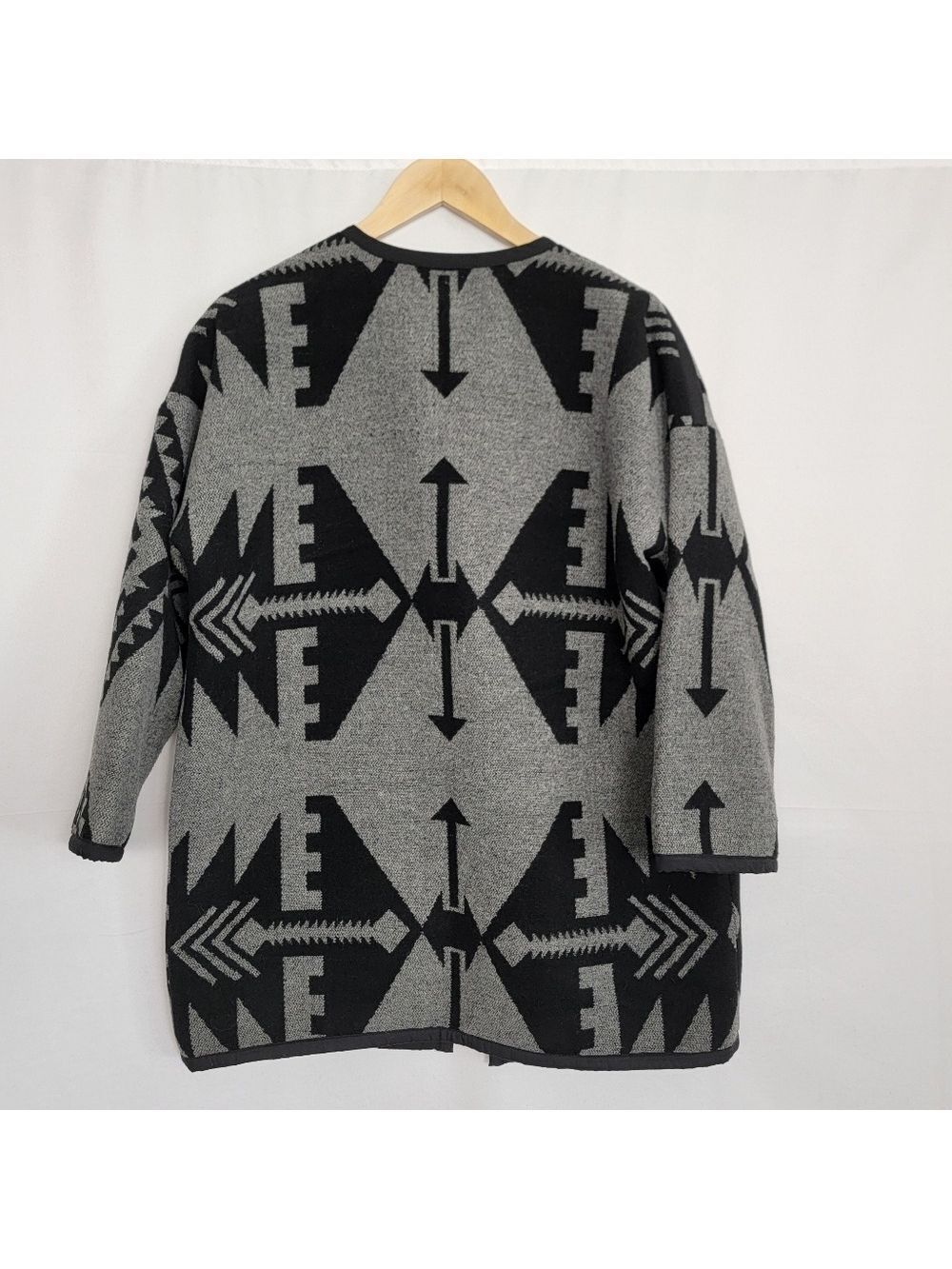 Vero Moda Geometric Patterned Jacket #3005 - Picture 9 of 13
